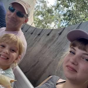 Meet your Posher, Seth